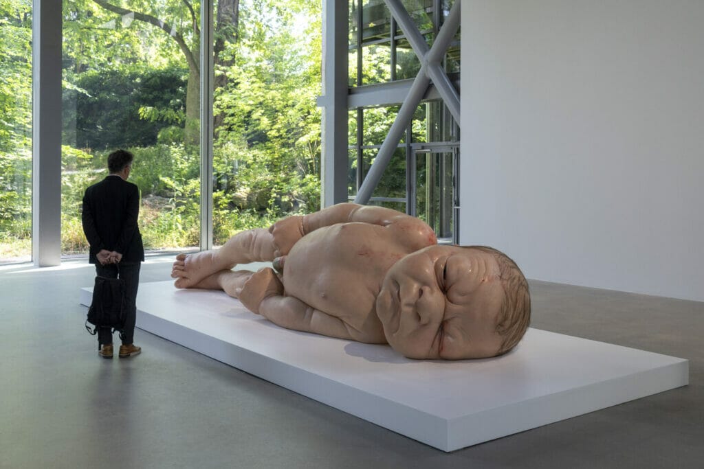 The sculpture A Girl in the Fondation Cartier